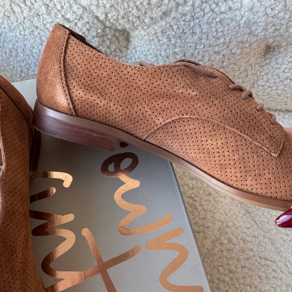 Crown Vintage Praline Brown Lace Up Loafers Size 7.5 NEW! - Picture 3 of 7